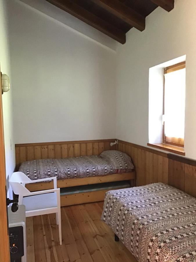 Cal Ramundaina Guest House เกราลบ์ส ภายนอก รูปภาพ